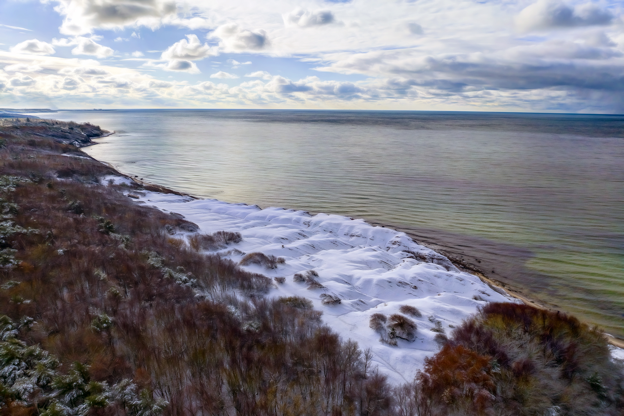 Art 21054 - Dronefoto, Kultippen i sne, Hasle